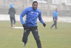 Göztepe'ye Kardemir Karabükspor'dan iki yıldız