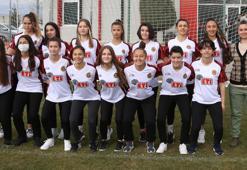 Eskişehirspor kadın futbol takımı kurdu