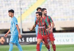 Karşıyaka'da Bartu ilk 11'e dönüyor