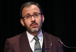 Bakan Kasapoğlu'ndan milli atletlere tebrik