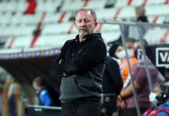 Beşiktaş'ın Alanyaspor maçı muhtemel 11'i