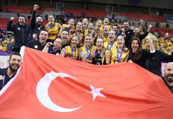 Dünya kadın voleyboluna Türk damgası