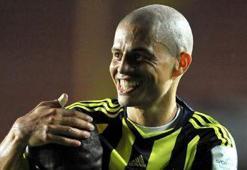 3000. gol Alex'den
