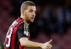 Taarabt Milan'a gidiyor