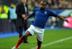 Abidal da milli takımı bıraktığını açıkladı