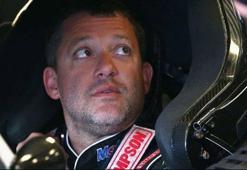 Nascar şampiyonu Stewart rakibine çarparak ölümüne sebep oldu