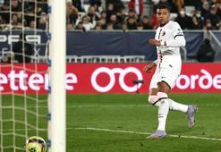 Kylian Mbappe'den PSG açıklaması! Ayrılacak mı?