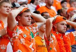 Hollanda-Norveç maçı seyircisiz oynanacak