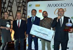 Bakan Çavuşoğlu, golf turnuvasının ödül törenine katıldı