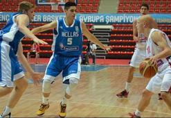 Sırbistan finalde: 60-55
