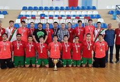Karşıyaka Belediyespor şampiyonluk yolunda