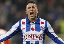 Feyenoord'dan iki transfer