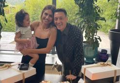 Ali Koç'un eleştirdiği Mesut Özil'den imalı cuma paylaşımı!