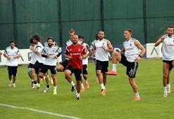 Kartal, Feyenoord'a bileniyor