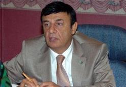 Başkan intihara teşebbüs etti