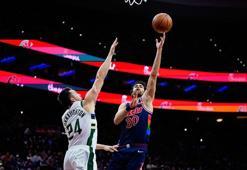 NBA'de Milwaukee Bucks, Philadelphia 76ers'ı devirdi! Furkan Korkmaz'dan 5 sayılık performans