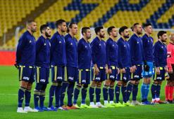 Fenerbahçe'nin genç yıldızı ilk resmi maçına çıktı