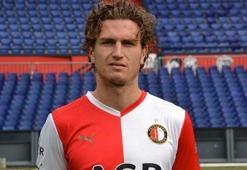 Daryl Janmaat, Newcastle United ile anlaştı