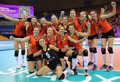 Eczacıbaşı VitrA, Kazakistan temsilcisi Altay'ı 3-0 yendi