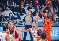 Karadağ: 66 - İspanya: 79