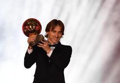 2018 Ballon D'Or ödülünü Luka Modric kazandı! Ronaldo-Messi hegemonyasına son!
