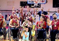 Galatasaray'ın engelli takımına GSYİAD desteği