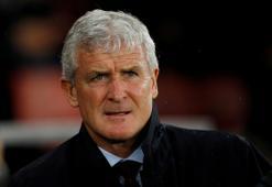 Mark Hughes tarihe geçti