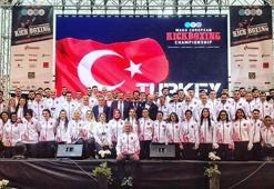 Mustafa Ayten, Avrupa Kick Boks Şampiyonası'nda 3. oldu