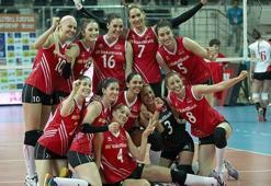 Sultanlar 4'te 4 yaptı: 3-0