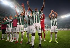 Bursaspor'u kanat oyuncuları sırtlıyor