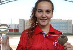 Türkiye'ye kadınlar bocce petankda ilk madalyayı Hilal Çaputlu getirdi