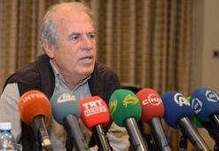 Mustafa Denizli'den Soma için saygı duruşu