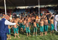 Su altında kalacak alanda, son kez Yusufeli Karakucak Güreşleri yapıldı