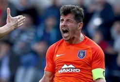 Emre Belözğlu'ndan önemli açıklamalar