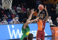Galatasaray Nef-Frutti Extra Bursaspor maç sonucu: 99-84