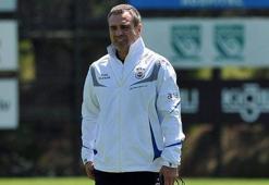 Ersun Yanal'dan genç kadro!