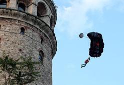 Galata Kulesi'nden tarihi atlayış