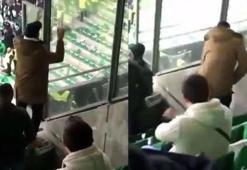 Skandal! Taraftar idrarını yaptığı şişeyi tribüne fırlattı!