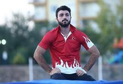 Yataktan kalktı rekor kırdı