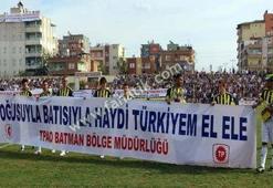 Batman'da anlamlı pankart!