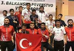 Yıldız Grekoromen Güreş Milli Takımı tarih yazdı