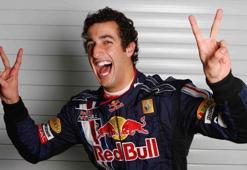 Horner: “Ricciardo en iyilerden birisi”