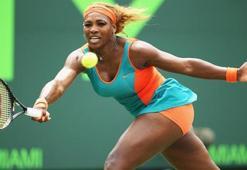 Serena, dünya 78'incisine boyun eğdi