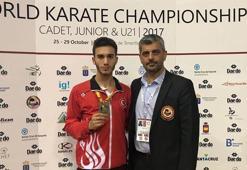 Kağıtsporlu Enes Bulut, Dünya üçüncüsü