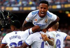 ÖZET El Clasico Barcelona-Real Madrid maç sonucu: 1-2