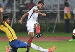 Liverpool'dan Brewster'a yeni sözleşme