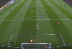 Borussia Dortmundlu oyuncudan çılgın gol...