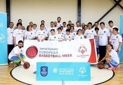 Anadolu Efes, Euroleague One Team Projesi'nde startı verdi