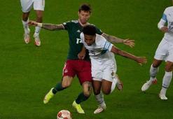 Lokomotiv Moskova'da Smolov çok formda