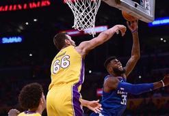 Clippers zorlanmadı